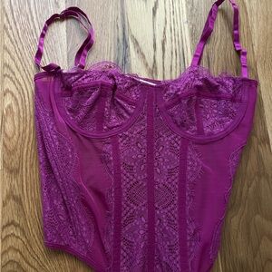 Basque waste lace corset top